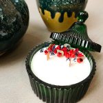شمع شیشه ای سبز دل انگیز